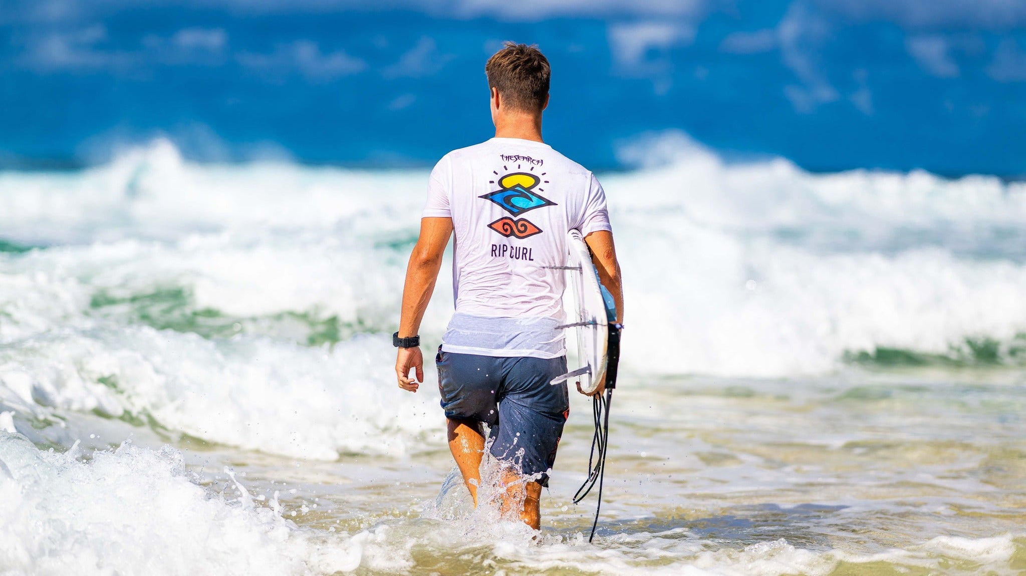 รวมไอเทม Clothing Rip Curl ที่ต้องมีในตู้เสื้อผ้า สำหรับสายแอคทีฟ