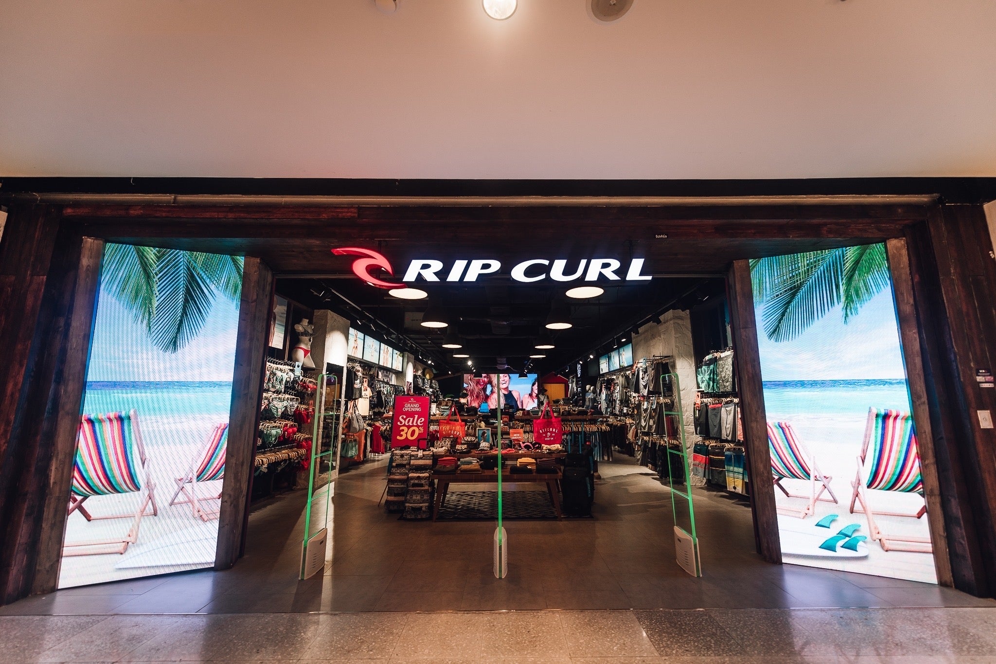 Rip Curl เปิดโลเคชั่นทุกสาขาให้ทุกคนมาร้านได้ง่ายขึ้น โดยไม่ต้องตามหาร้านขายชุดว่ายน้ำใกล้ฉัน